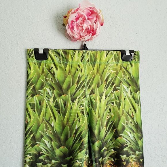 Zara Terez New York Realistic Pineapple Leggings - Picture 3 of 5